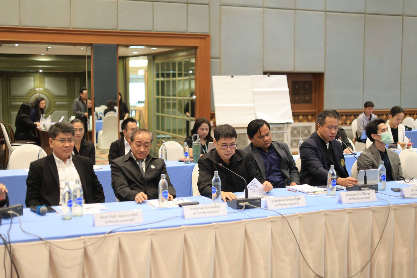 title - ส.ป.ก. ร่วมประชุมหารือเพื่อระดมความคิดเห็นและข้อเสนอแนะต่อรายงานติดตาม ตรวจสอบ และประเมินผลการใช้ที่ดินของประเทศไทยให้เหมาะสมกับสภาพที่ดินและศักยภาพที่ดิน ภาคตะวันออกเฉียงเหนือ